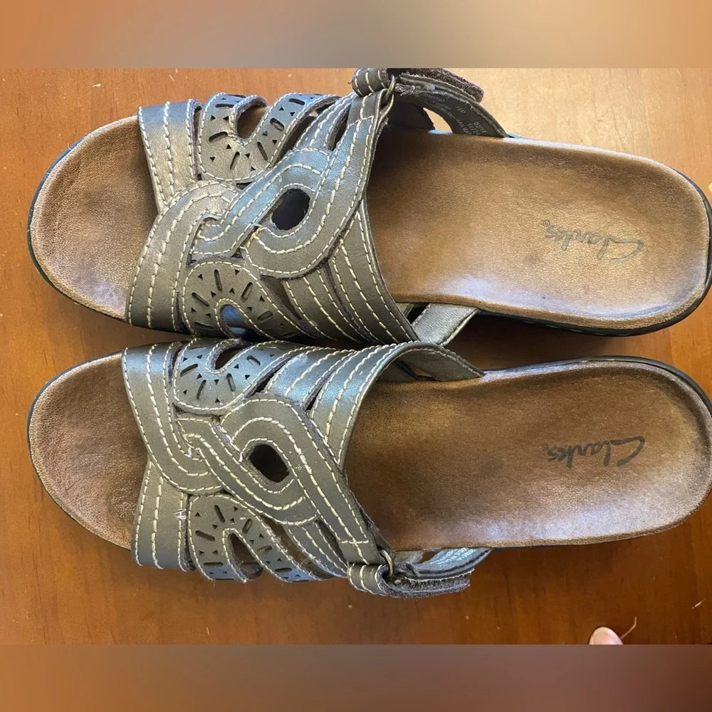 Clarks Bendables Metallic Taupe Leather Slip-On Wedge Sandals
